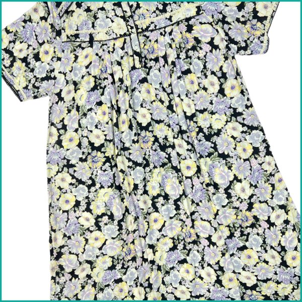 Twin Floral Ladies Nafnuf - White - Image 2