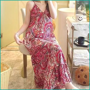 Designer Ladies Cotton Halfer - Red