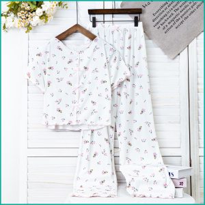 Tulips Ladies Crop T-Shirt Loungewear Pajama Set - White