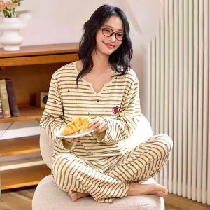Line Bow Ladies Loungewear Set - White Brown